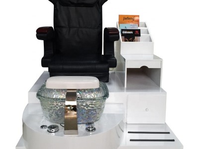 Why Pedicure Chair is an Indispensable Part of Salon Furniture?